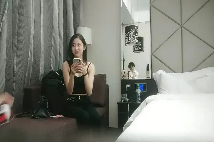 知性美女69姿势揉搓美穴好紧和橡皮筋箍住一样骑乘打桩流了好多水操的妹子受不了