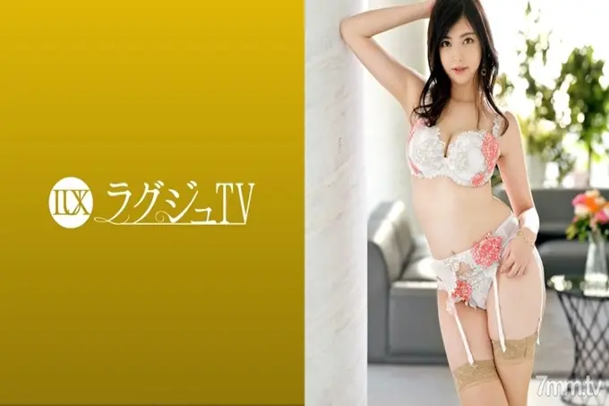 豪华TV1515写真模特美女登场把油涂在的身体上妖艳下流冲击快感点活塞会逐渐变得淫乱